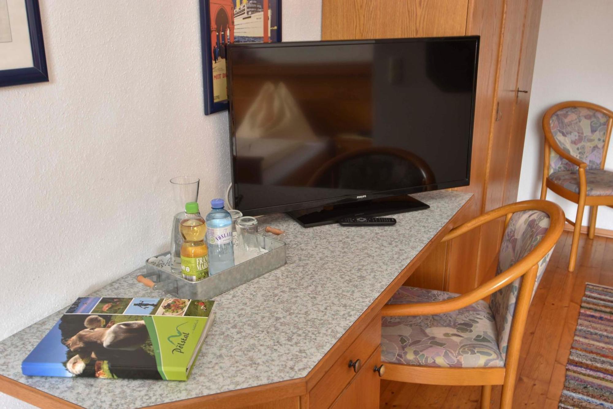 Gasthof Widenschek Thalheim Room photo